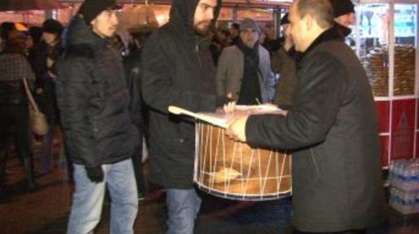 Taksim yeni yıla davul zurna ile giriyor