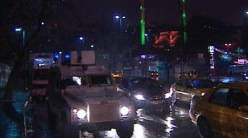 Polis, yılbaşı gecesi &ouml;rg&uuml;t yandaşlarına fırsat vermedi