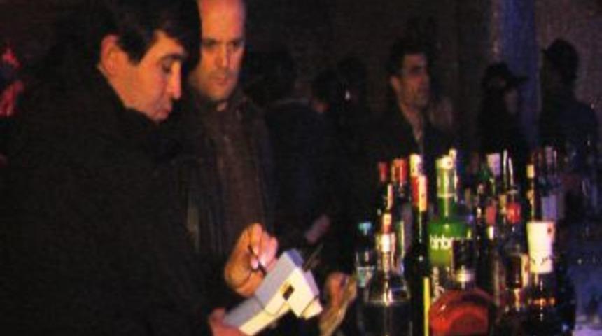 Kuşadası'nda maliye ekipleri yeni yıla denetimde girdi