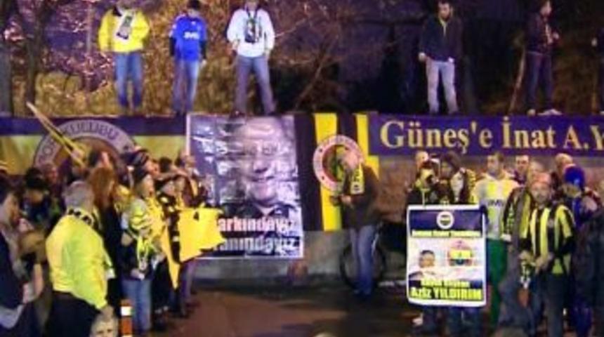 Aziz Yıldırım'ı yeni yılda yalnız bırakmadılar