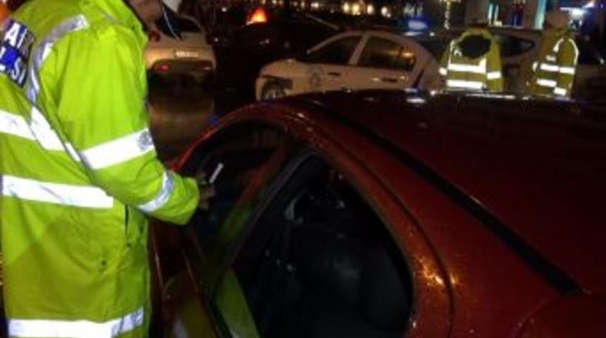 Polis yılbaşında alkol denetimlerini artırdı