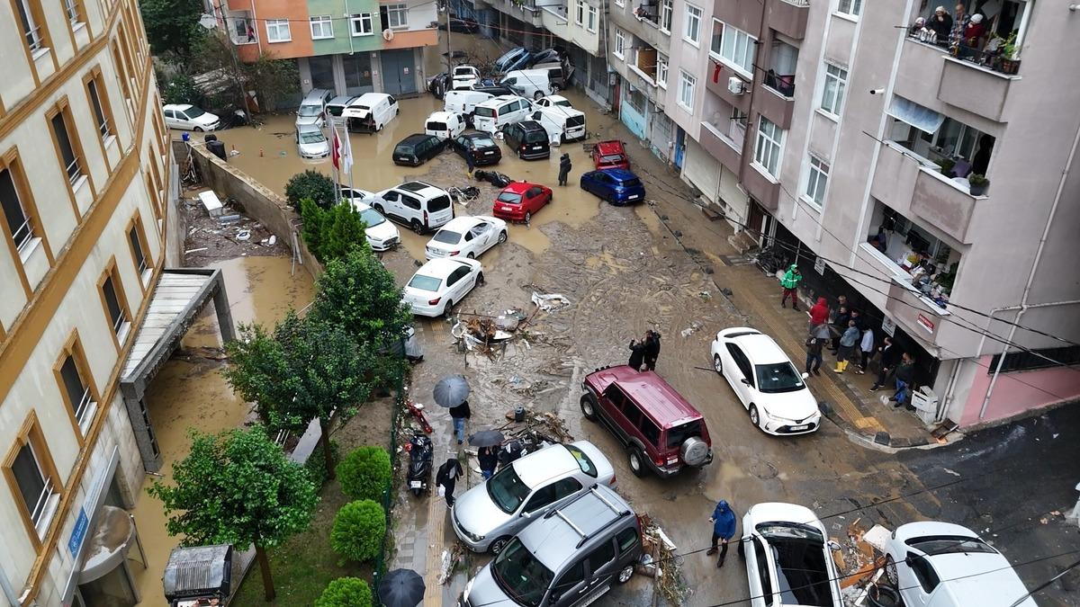 İstanbul da geceyi en iyi anlatan kare! G&uuml;n ağarınca ortaya &ccedil;ıktı 8