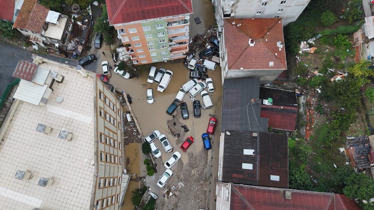 İstanbul da geceyi en iyi anlatan kare! G&uuml;n ağarınca ortaya &ccedil;ıktı 9