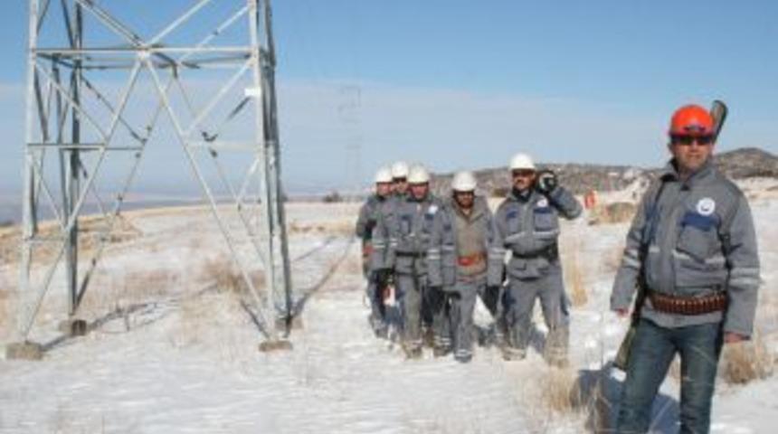 Elektrik arıza komandoları işbaşında