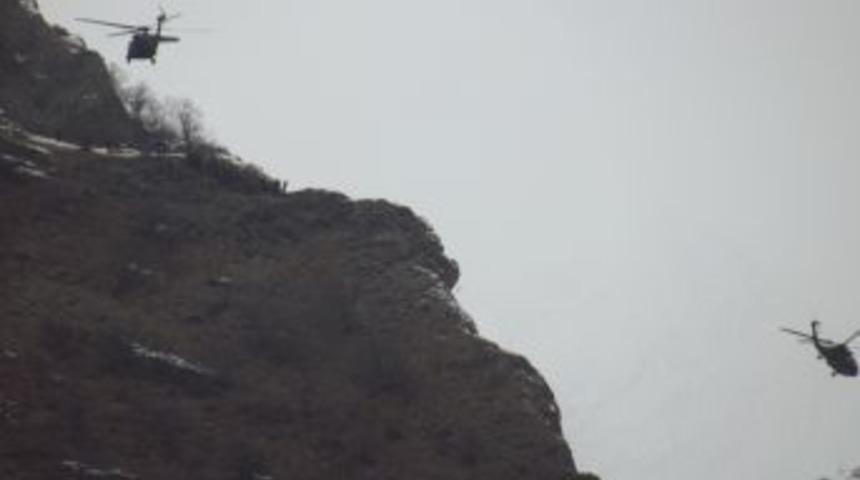 Tunceli'de &ccedil;atışma anı amat&ouml;r kamerada