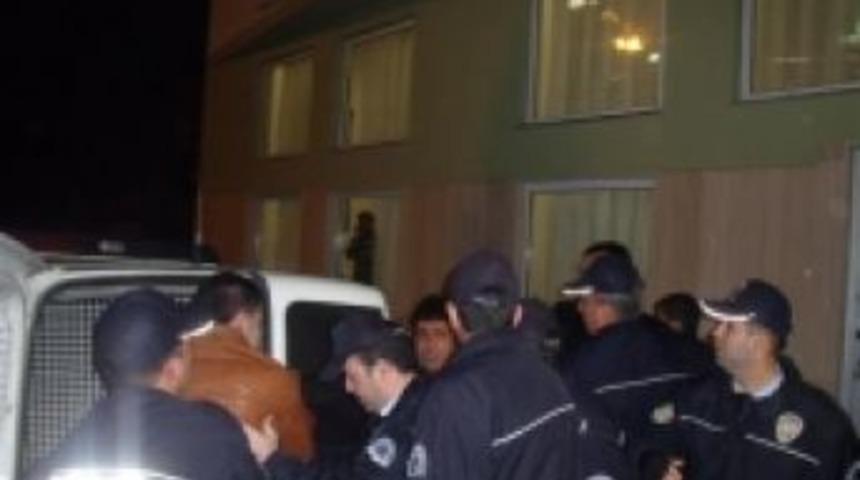 Kavgayla yeni yıla girdiler