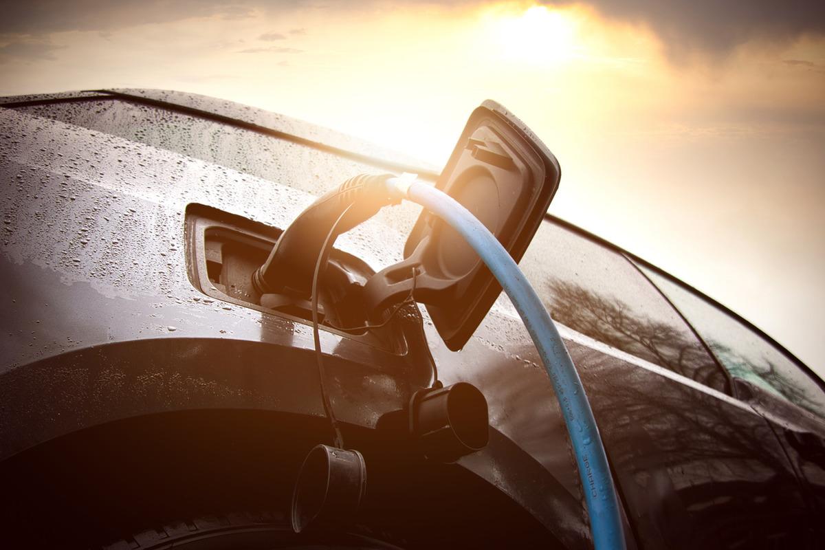 Sel sonrası akla gelen soru: Elektrikli araç yağmurda güvenli mi? 1