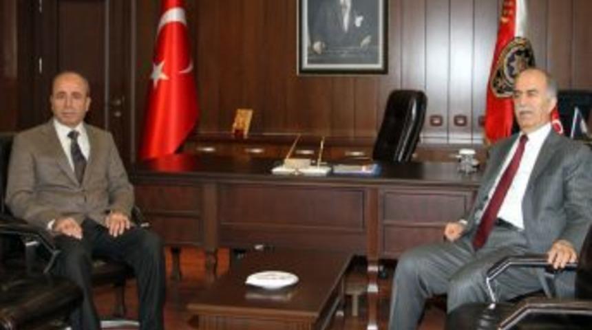 Vali Harput: Acilen taksi dolmuşlar kaldırılıp, toplu taşımaya ge&ccedil;ilmeli