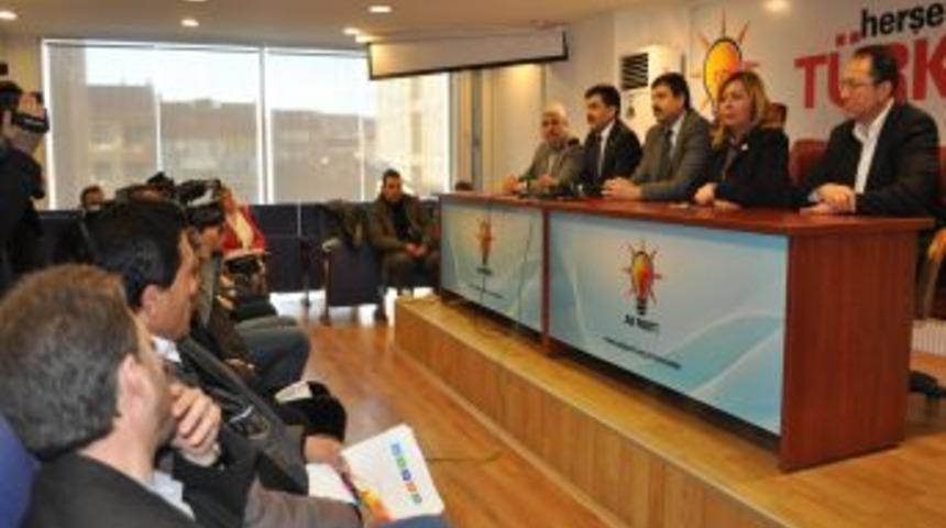 AK Parti, Eskişehir&rsquo;de 'N&ouml;bet&ccedil;i Milletvekili' d&ouml;nemi başlattı