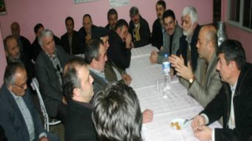 &Ouml;zt&uuml;rk, delegelerle biraraya geldi