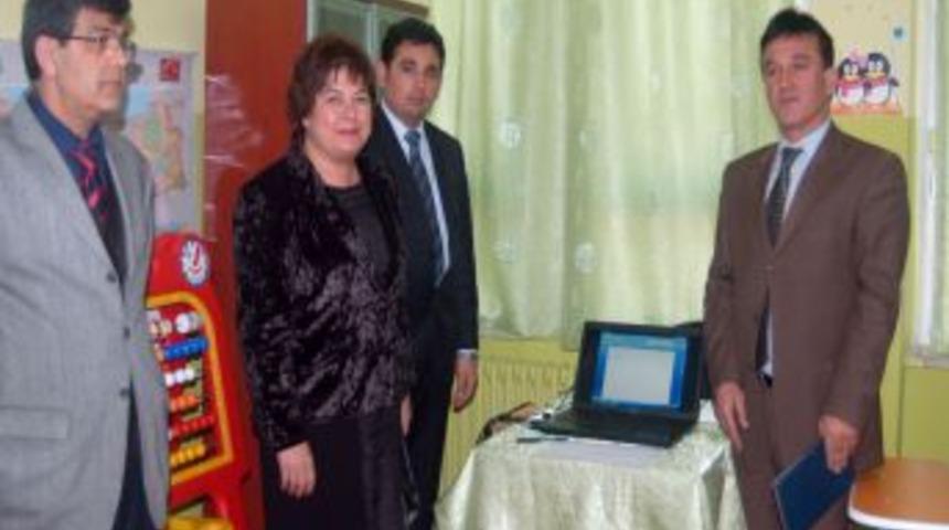 Engelli &ouml;ğrenciler i&ccedil;in &ouml;zel eğitim sınıfı yaptırdılar