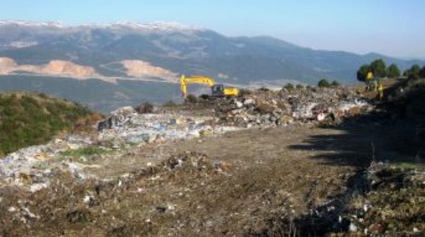 Celal Bayar'ın memleketindeki &ccedil;&ouml;p alanı rehabilite ediliyor