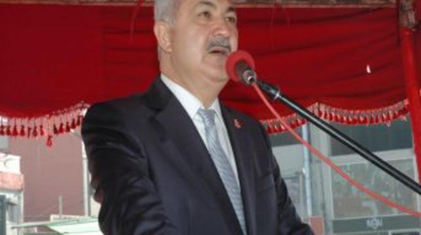 'Belgelerle d&uuml;nden bug&uuml;ne Osmaniye' sergisi a&ccedil;ıldı