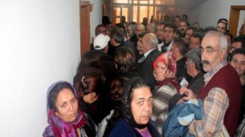 TOKİ'ye ilk gün rekor seviyede müracaat oldu