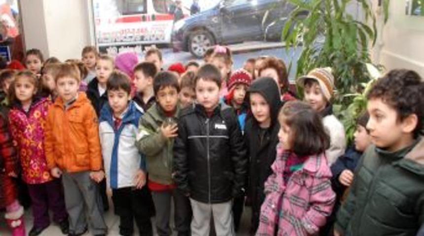 Gonca kreş &ouml;ğrencileri ila&ccedil;lar hakkında bilgilendirildi