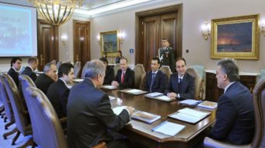 Cumhurbaşkanı G&uuml;l, Diyarbakır B&uuml;y&uuml;kşehir Belediye Başkanı Baydemir'i kabul etti