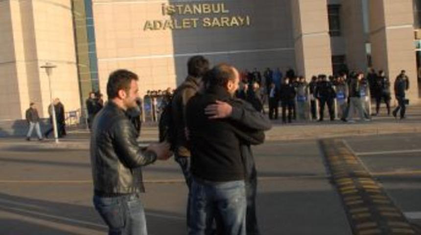 G&ouml;zaltına alınan &ouml;ğrenciler serbest kaldı