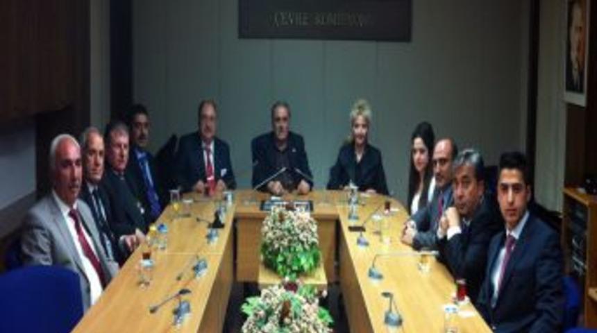 Kamu-Der&rsquo;den Demirkıran&rsquo;a ziyaret