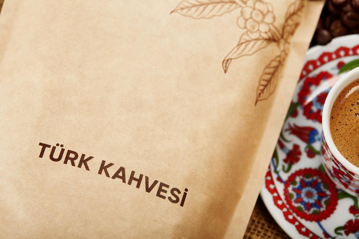 Türk kahvesinin köpüğünü kaçıran 6 hata! Daha cezve ocaktayken başlıyor 3