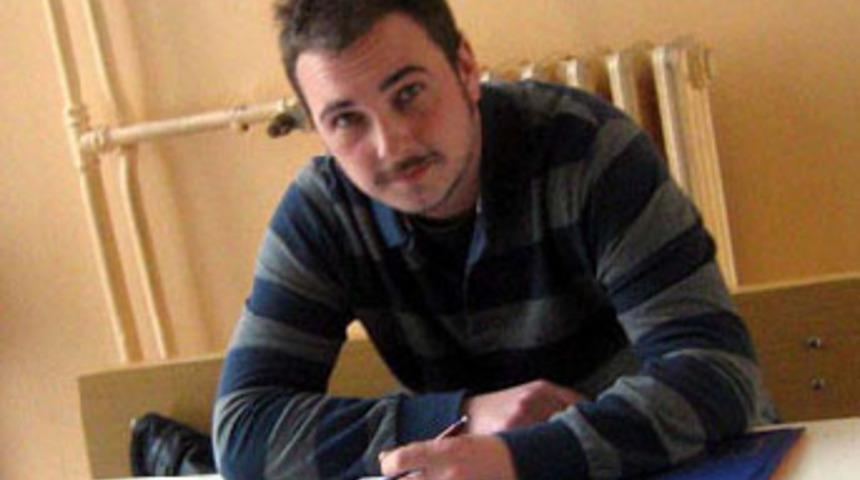 &Uuml;niversiteli gen&ccedil; &ouml;l&uuml; bulundu