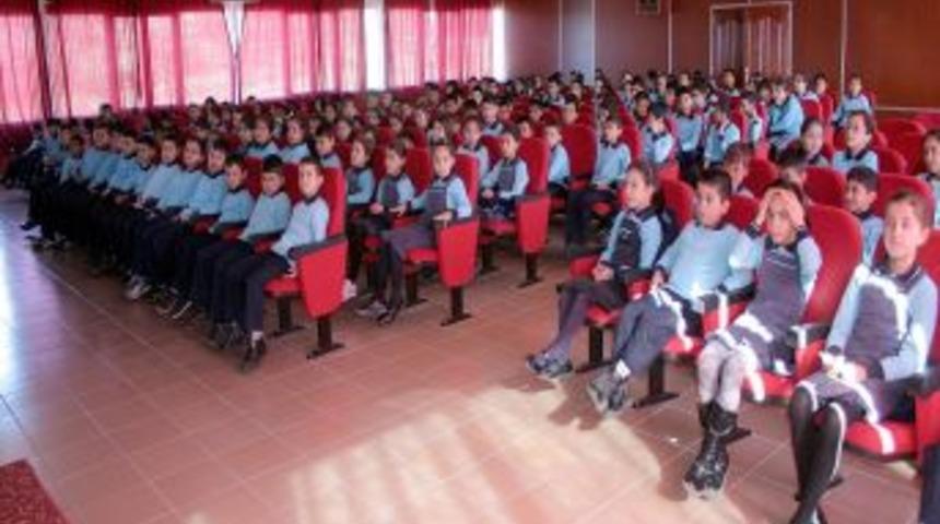 Mutlu Kolejinden g&uuml;venli internet kullanımına destek