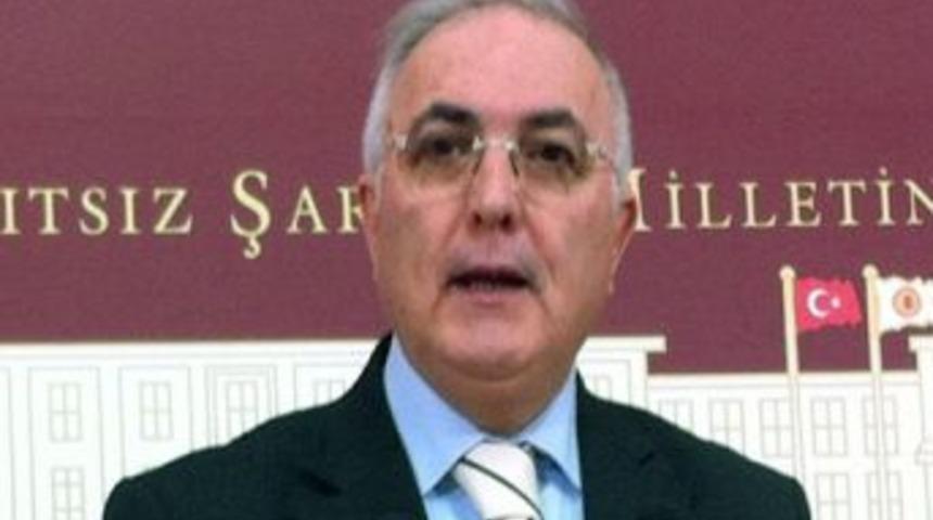 CHP'li &Ouml;ğ&uuml;t: Van'da &ccedil;ift&ccedil;ilere verilen s&ouml;zler yerine getirilmedi