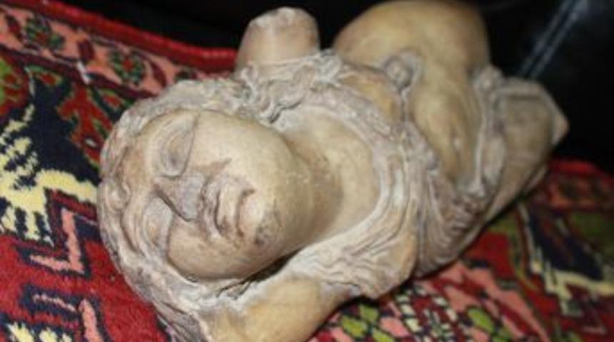 Kayıp olan g&uuml;zellik krali&ccedil;esi Afrodit&rsquo;in heykeli bulundu