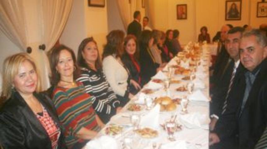 Hoşg&ouml;r&uuml; sofrasında buluştular