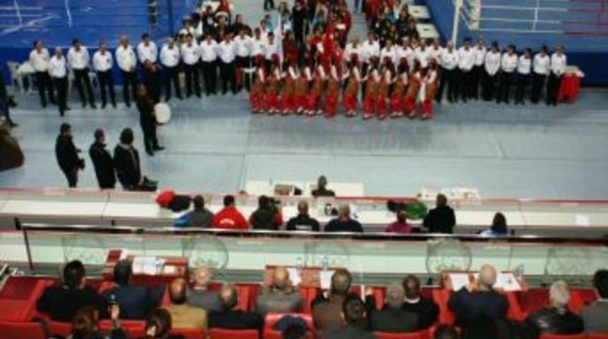 Kayseri&rsquo;de boks heyecanı başladı