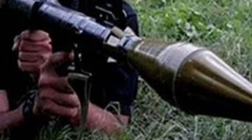 Polis lojmanına roketli saldırı