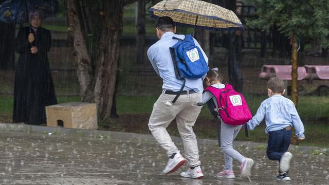 SON DAKİKA | İstanbul ve Yalova'da 16 Ekim cuma (yarın) okullar tatil edildi