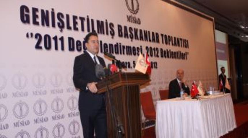 Babacan: Enflasyonun y&uuml;ksekliği risk taşımıyor