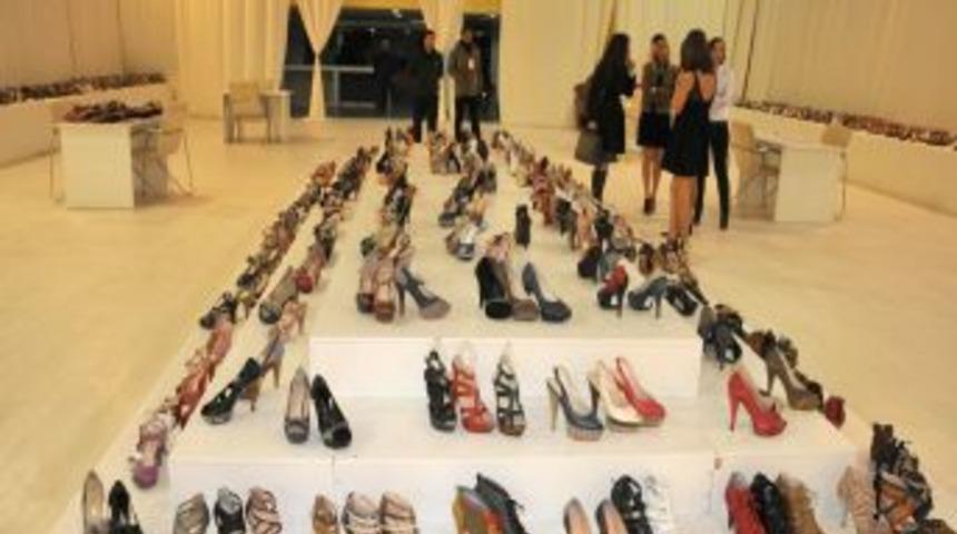 İzmir'de yılın ilk fuarı ayakkabıcılar i&ccedil;in a&ccedil;ıldı