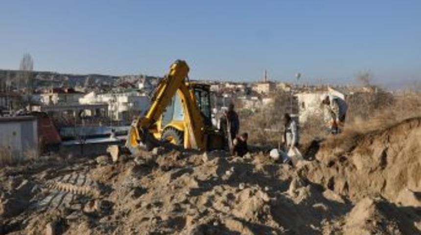 Garipler mezarlığı taşınıyor