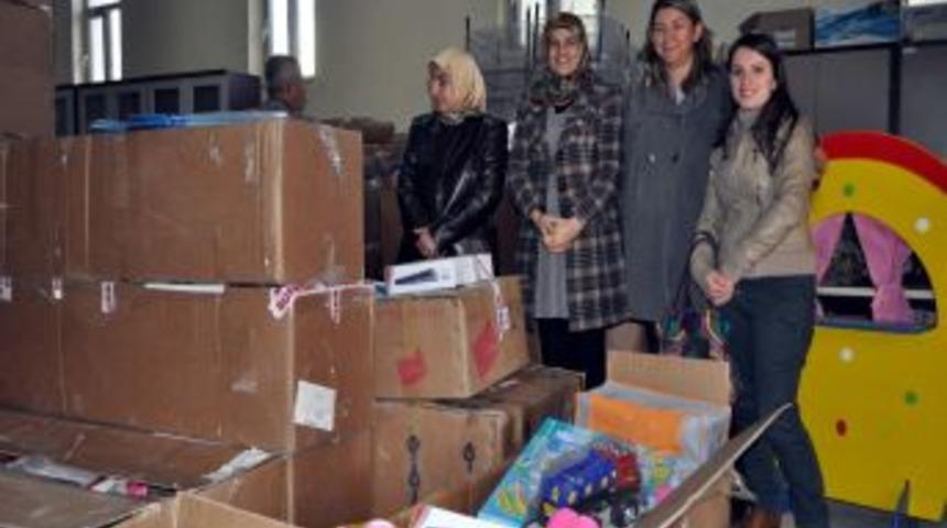 Köy okullarına malzeme desteği