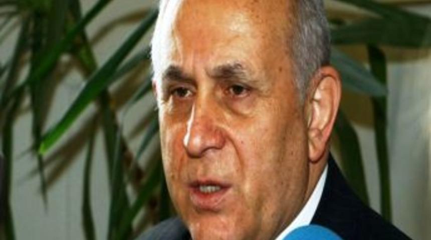 TBMM Anayasa Komisyonu Başkanı Burhan Kuzu