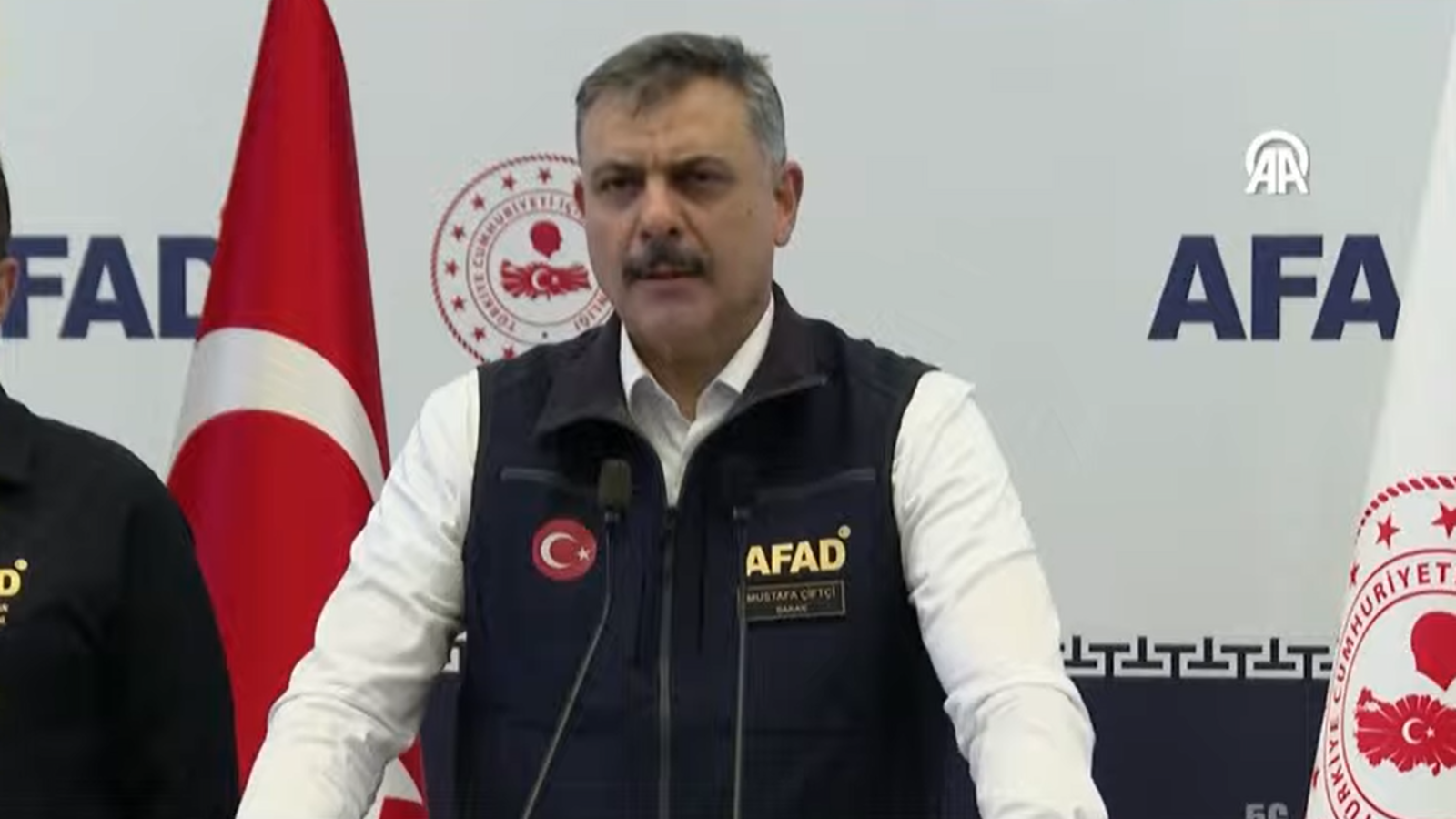 İçişleri Bakanı Çiftçi: "İstanbul'da 5, Kocaeli'de 1 kişi aranıyor"