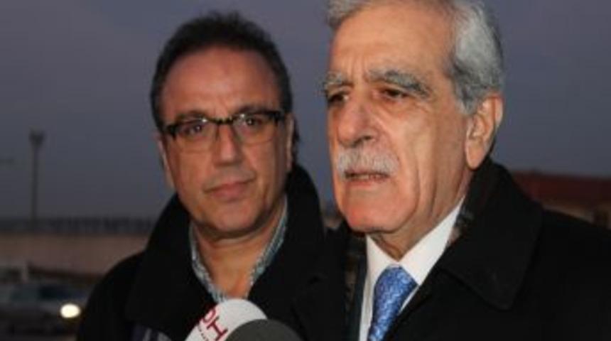 T&uuml;rk, Sakık ve Tuğluk, KCK tutuklularını ziyaret etti