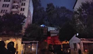 Zonguldak'ta heyelan park halindeki ara&ccedil;lara zarar verdi