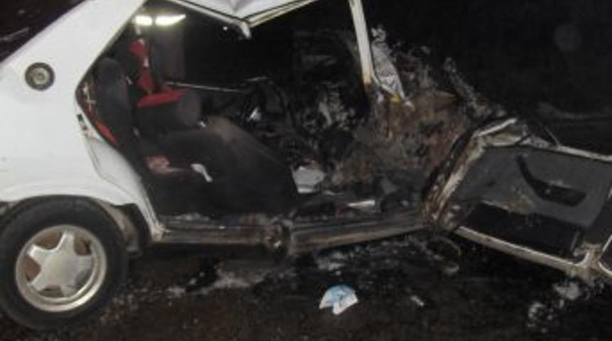 Keşan&rsquo;da trafik kazası: 2 &ouml;l&uuml;