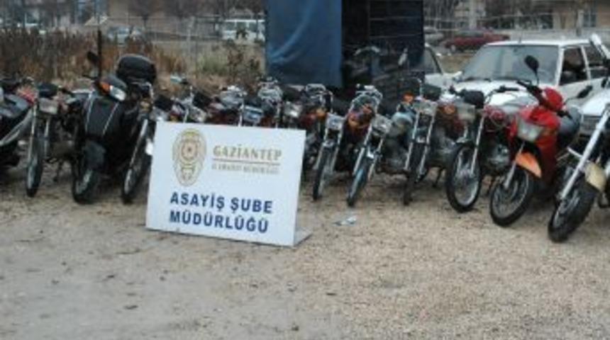 &Ccedil;ete kurup, siparişle motosiklet hırsızlığı yapmışlar