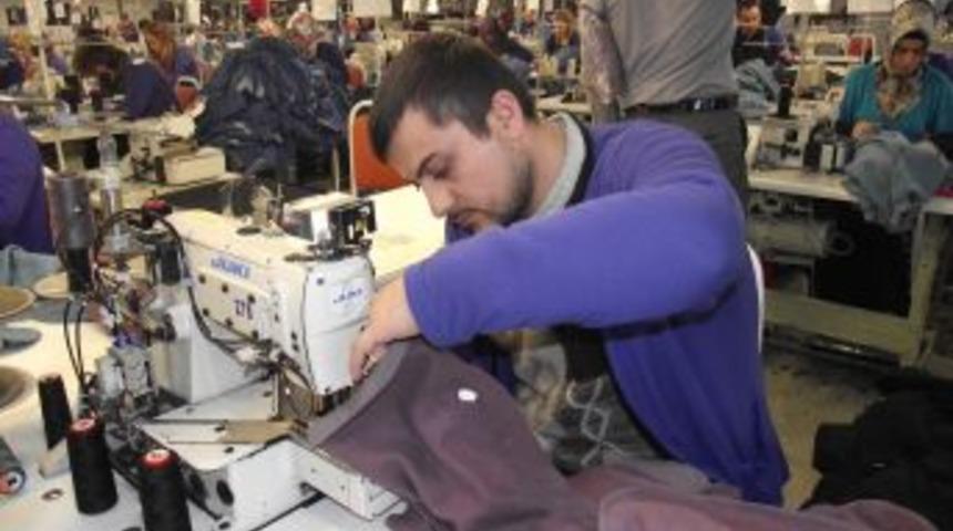 Vanlı &ccedil;ocuklar &uuml;ş&uuml;mesin diye fazla mesai yaptılar