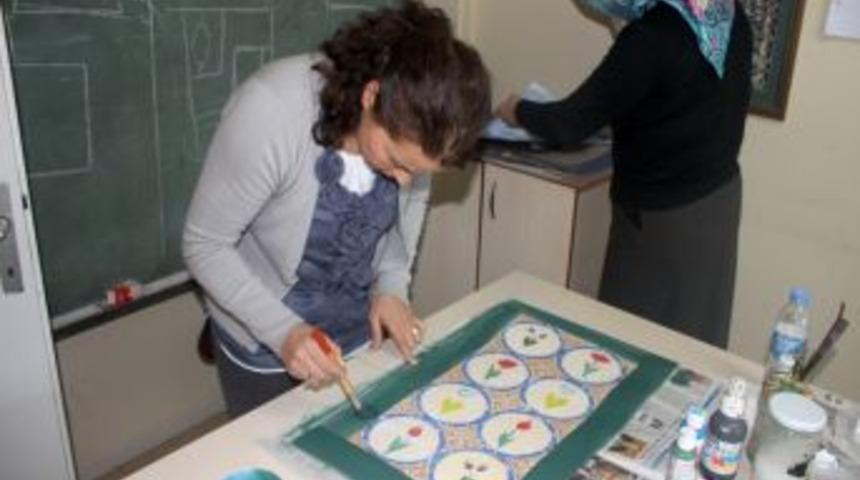 Sivas Hanımlar Lokali, kadın konulu iki yarışma d&uuml;zenleyecek