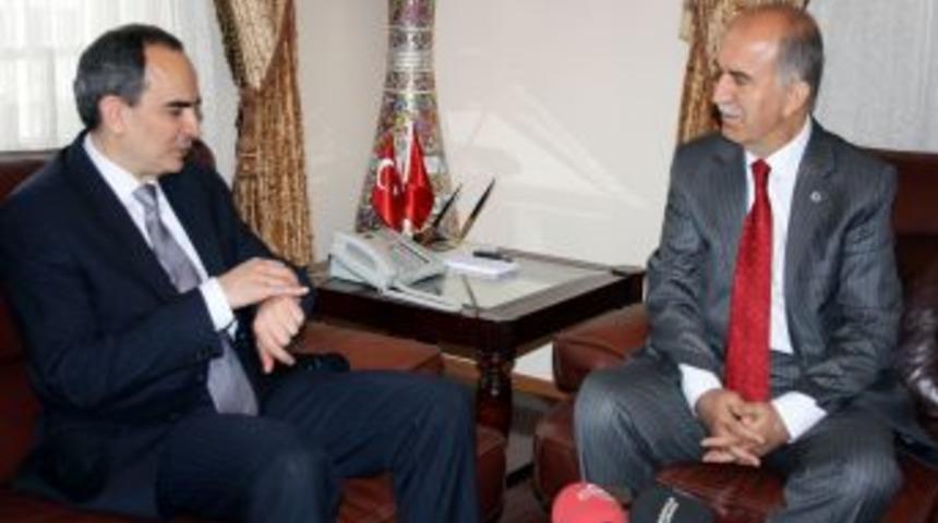 Merkez Bankası Başkanı Baş&ccedil;ı'dan Valilik ve B&uuml;y&uuml;kşehir Belediyesi'ne ziyaret