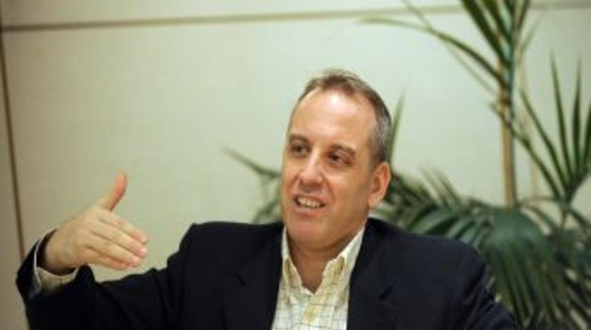 &quot;Merkez, yeni kur politikasıyla risk alıp proaktif davranıyor&quot;