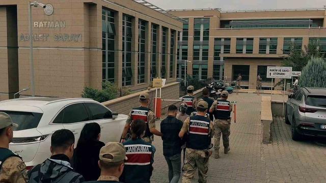 Batman merkezli yasa dışı bahis operasyonu: 80 tutuklama
