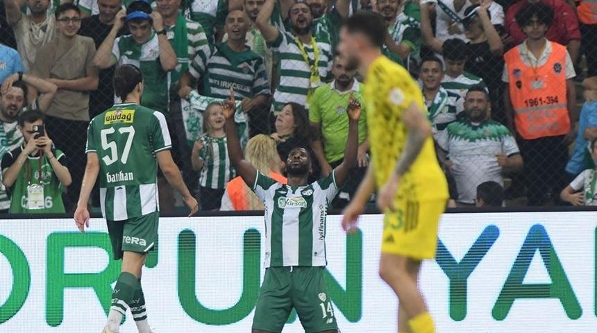 Onu durdurabilen yok! 1. Lig'de T&uuml;rk futbol tarihinin rekorunu kırdı