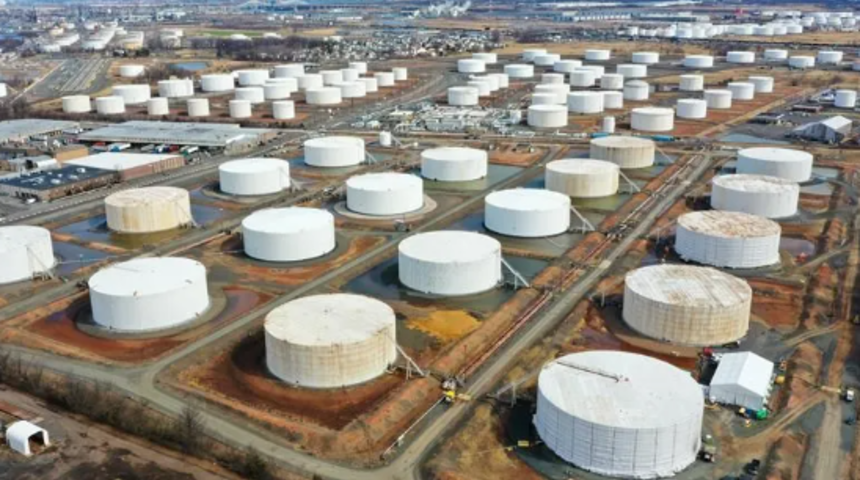 ABD'nin ticari ham petrol stokları 8,6 milyon varil geriledi