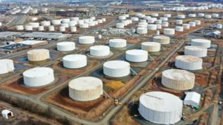 ABD'nin ticari ham petrol stokları 8,6 milyon varil geriledi