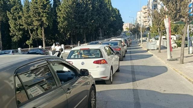 İzmir'de trafiğe kayıtlı araç sayısı 2 milyon 185 bin 457 oldu